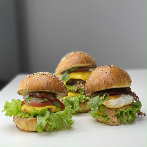 [Мария Манахова] Бургер (2022)_0.jpg